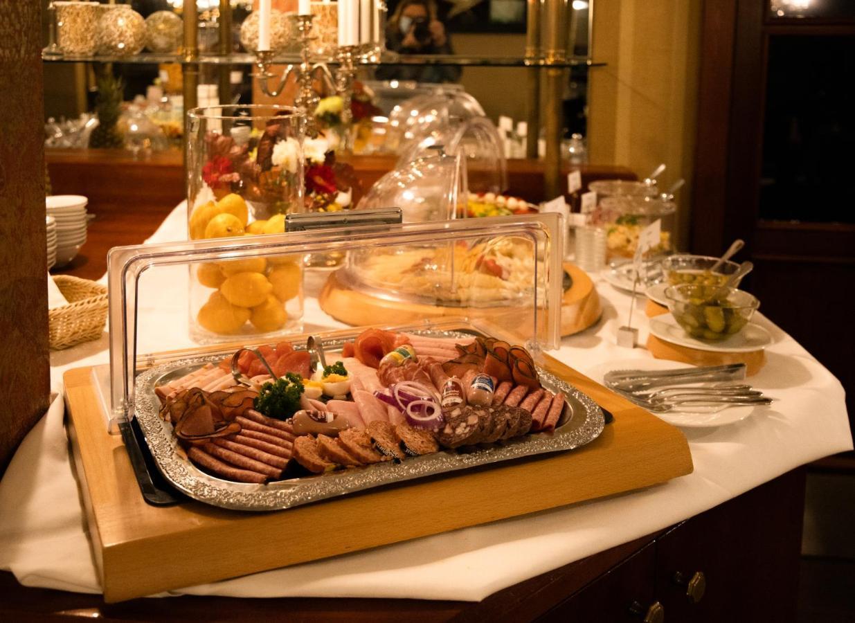Akzent Hotel Am Goldenen Strauss Görlitz Екстериор снимка