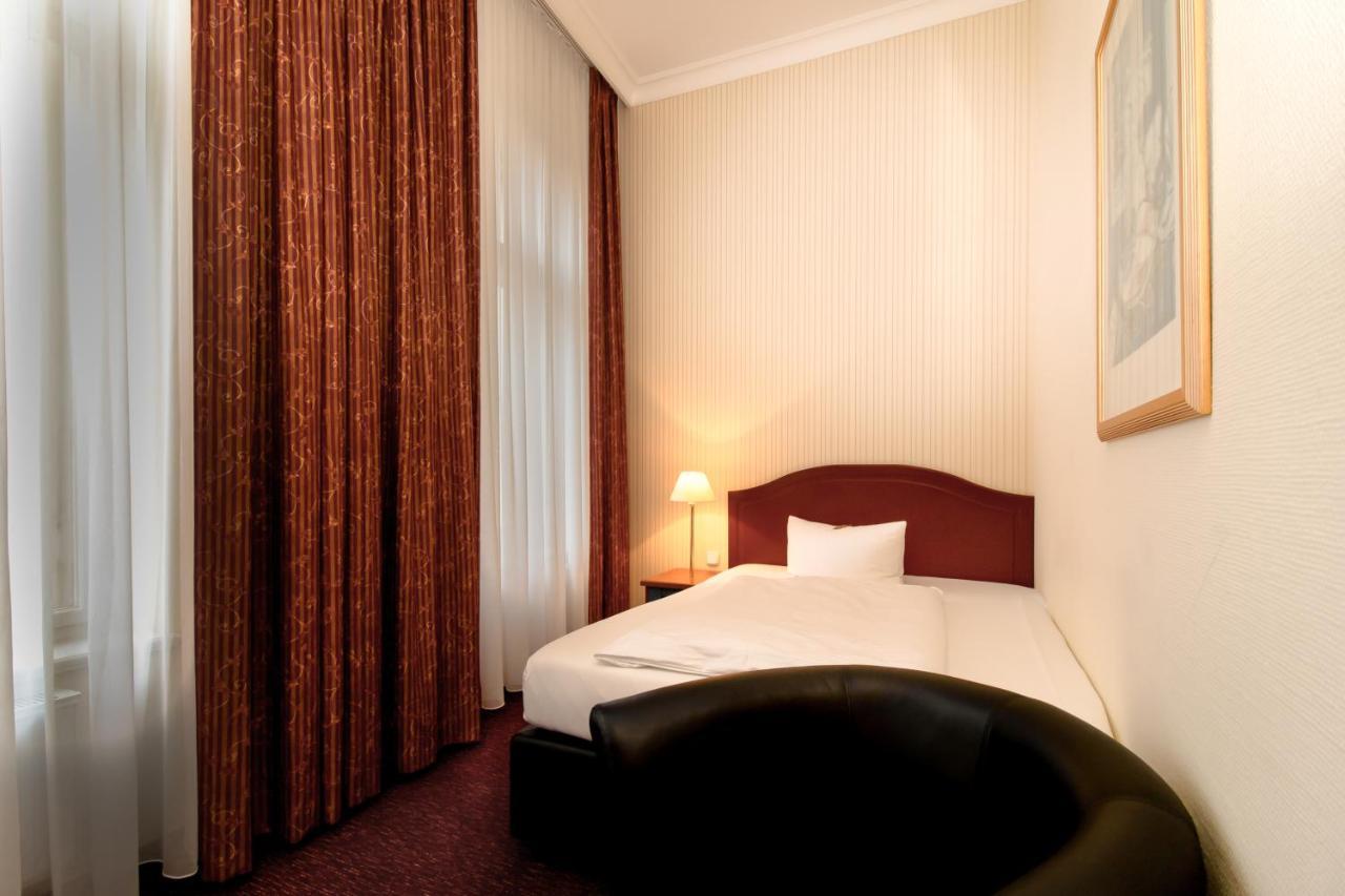 Akzent Hotel Am Goldenen Strauss Görlitz Екстериор снимка