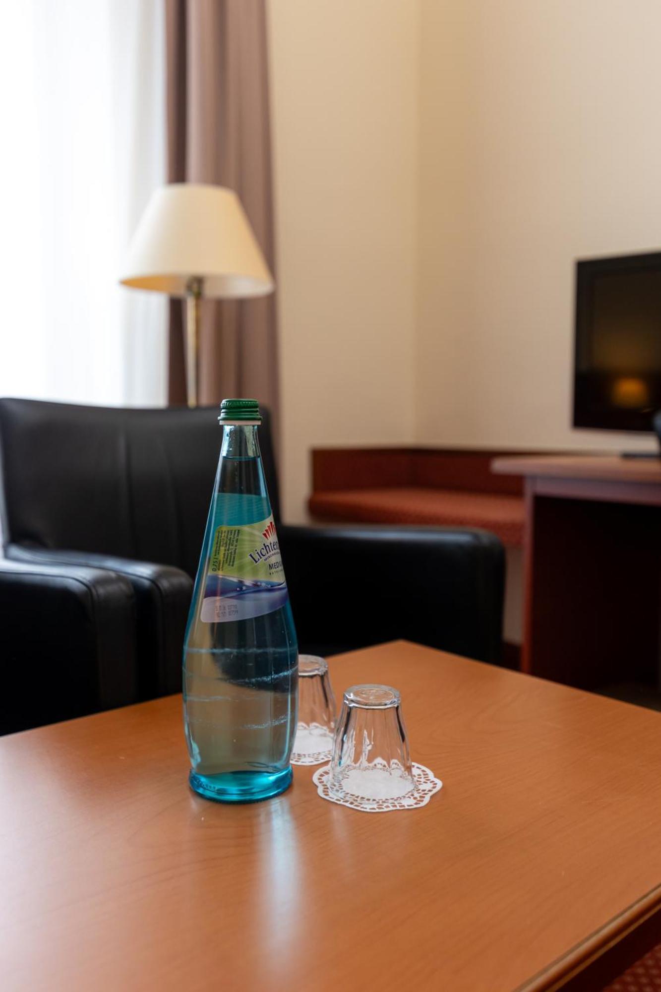 Akzent Hotel Am Goldenen Strauss Görlitz Екстериор снимка