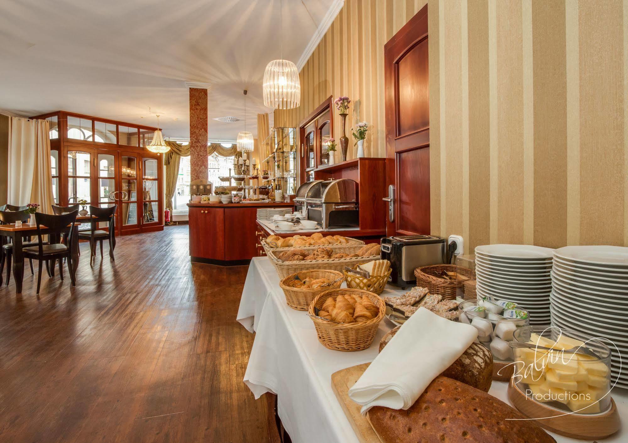 Akzent Hotel Am Goldenen Strauss Görlitz Екстериор снимка